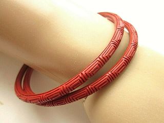 Pr Vintage Chinese Carved Cinnabar Lacquer Bangle Bracelets 2 1/2 " Dia Opening