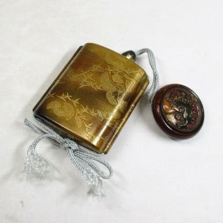 B873: Highest Class Japanese Lacquer Ware Pillbox Inro With Finest Golden Makie
