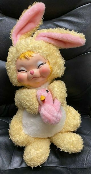 The Rushton Company Vintage Rubber Face Bunny Rabbit Plush Stuffed Holding Chick 3