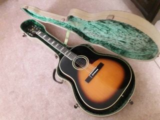 Vintage Hagstrom J - 45 Acoustic Guitar With Hard Case