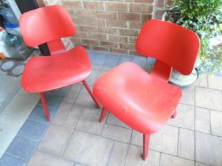 Set Of 2 Herman Miller Eames Molded Plywood Mid Century Dcw Red Chairs Authentic
