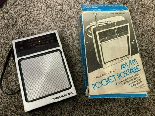 Vintage Realstic Am/fm Pocket Portable Transistor Radio Model 12 - 714