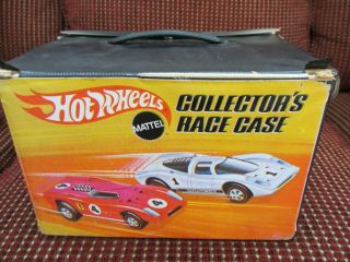 Vintage 1969 Hot Wheels Redline Collector ' s Race Carry Case Holds 48 Cars 3