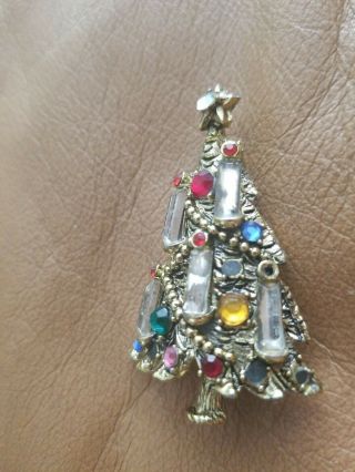 Vintage HOLLYCRAFT Christmas Tree PIN Brooch Rhinestone Candles & Bright Colors 2