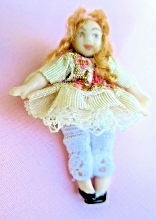 Ooak Vintage Unknown Artisan Tiny 1 3/4 " Porcelain Dolls House Articulated Doll