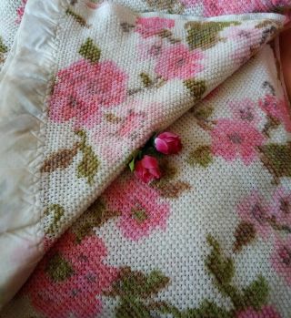 Vintage Pink Rose Floral Open Weave W/ Pink Satin Trim Twin Blanket Pretty