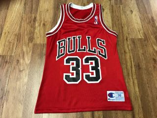 Mens 36 - Vtg 90s Nba Chicago Bulls 33 Scottie Pippen Champion Print Jersey Usa
