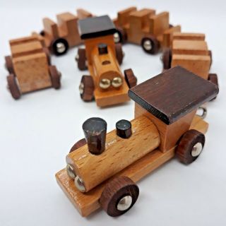 Train Set Wooden Vintage Miniature Made In Gdr Germany Set Of 5,  1 Add 