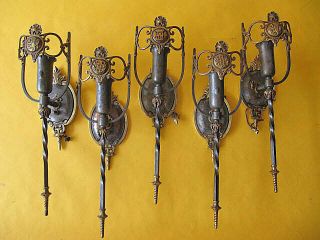 Vintage Spanish Revival Tudor Gothic Armorial Crest Set Of 5 Solid Brass Sconces