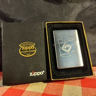 Zippo Lighter 2000 - Marlboro Four Corners -