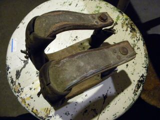 pair vintage oak leather metal cowboy horse saddle stirrups use decorate 2