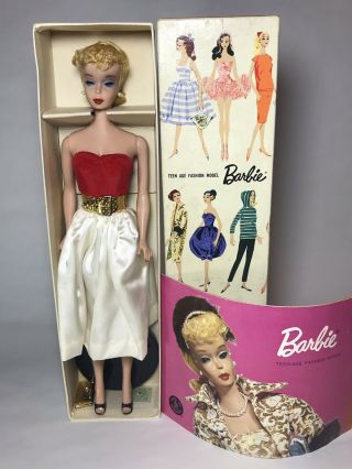 Vintage Barbie Japanese Exclusive Dressed Box Doll In Silken Flame Number 977