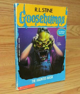 Vintage Goosebumps 11 The Haunted Mask By R.  L.  Stine (1993,  Paperback) W/ Mask