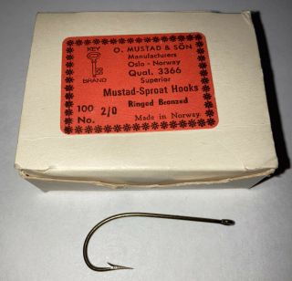 Vintage Mustad Sproat Superior Fishing Hooks For Fly Tying Size 2/0 Qual 3366