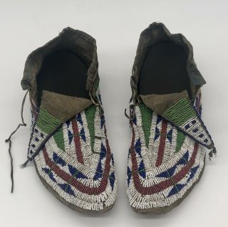 Old Plains Beaded Moccasins