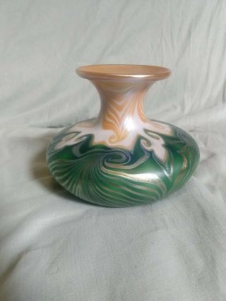 antique art glass Quezal pulled feather vase w iridescent,  mrkd size 2