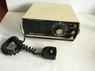 Vintage Benmar Model 1200 Vhf Marine Radiotelephone & Microphone - Estate