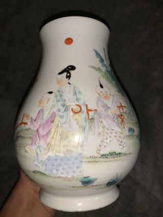 Antique Chinese Famille Rose Vase Late Qing 19th Century Qianlong Marked 19cm