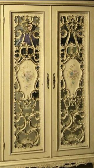 Antique Luxury Italian Armoire Wardrobe Dresser Closet Italy Silik ? 2