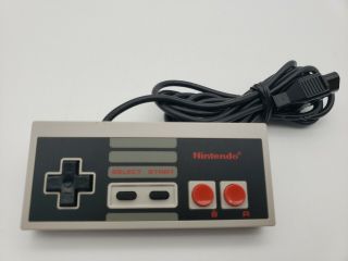 Nintendo Entertainment System Controller Vintage Nes Gamepad Nes - 004 Euc