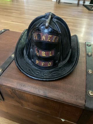 Cairns & Brother Vintage Antique Leather Fireman Helmet Pfd Pioneer Ny