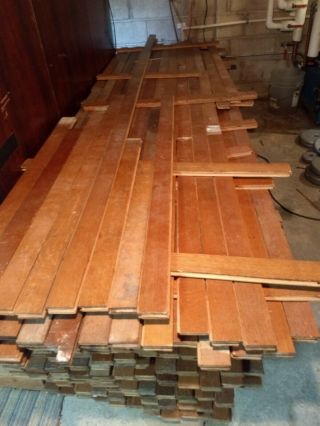 Antique White Oak Tongue And Groove Wood Flooring Planks Over 400sf - $850