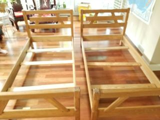 Vintage Brandt Ranch Oak Two Twin Size Beds Or Ladder Bunk Bed Rustic Cabin