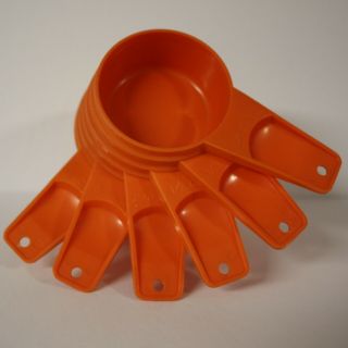 Vintage Tupperware Measuring Cups Complete Set Of 6 Bright Orange