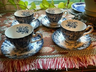 4 Vintage Johnson Bros Coaching Scenes Teacups And Saucers Set Pre - Owned