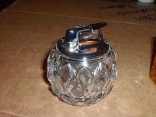 Vintage MCM Round Diamond Cut Crystal Ronson Table Lighter & Amber Glass Square 3
