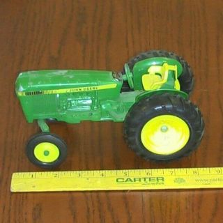 Vintage 1/16 Ertl John Deere Farm Toy Utility Tractor