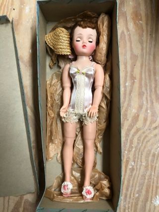 Vintage Madame Alexander Cissy Doll With Box Pre 1948