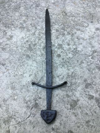 Medieval War Sword Circa 15 - 16th Century Ad