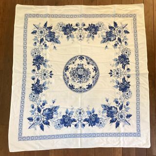 Vtg Floral Tablecloth Blue White Cotton Royal Delftware De Porcelyne Fles 44x46 2