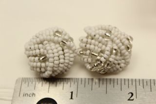 Vintage Silvertone White & Clear Glass Seed Bead Cluster Clip on Earrings L 3