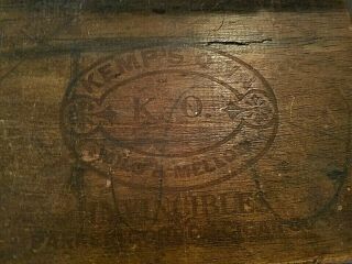 Vintage KEMP ' S K.  O,  Wood Cigar Box MiLd mellow PARKER GORDON RARE 2
