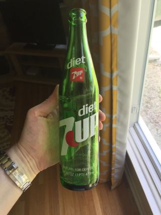 Vintage Diet Seven Up 16 Oz.  Green Soda Pop Soft Drink Return For Deposit Bottle