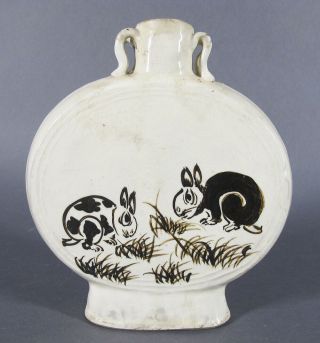 1400’s Ming Cizhou Tzu - Chou Painted Pottery Bianhu Moon Flask Vase Rabbits Yqz