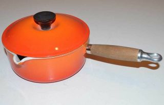 Vintage Le Creuset 18 Enamel Cast Iron Saucepan Pot W/ Spout,  Lid & Wood Handle