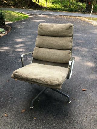 Vintage Eames Herman Miller Soft Pad Aluminum Group Lounge Chairs Girard Fabric