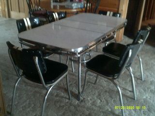 Vintage Chrome Kitchen Table With 6 Chairs 30 X 60 Inches