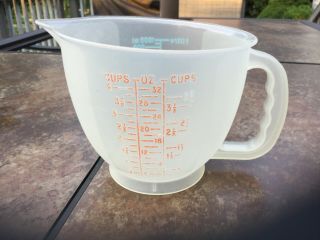 Vintage Tupperware 4 Cup Measuring Cup Measures Cups,  Ounces And Metric