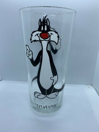 Vintage 1973 Pepsi Warner Bros.  Collector Glass Sylvester The Cat Looney Tunes