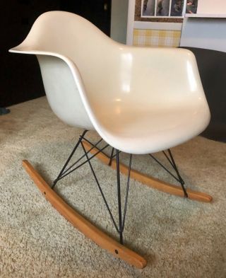 Mid Century Modern Herman Miller Eames Fiberglass Rar Rocker Rocking Chair