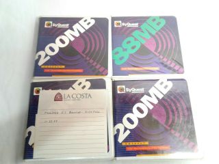 4 Vintage Syquest 200mb 88mb 5.  25 " Removable Hard Disk Cartridge Sq2000 Computer