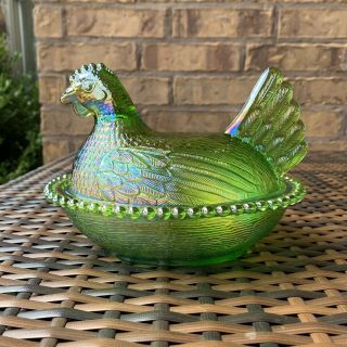 Vintage Indiana Iridescent Lime Green Rainbow Carnival Glass Hen Chicken Nest 7”