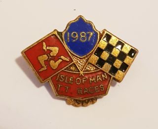 Vintage 1987 Isle Of Man Tt Races - Manx Motorcycle Metal Enamel Pin Badge