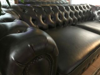 Chesterfield couch - brown - - barely 2