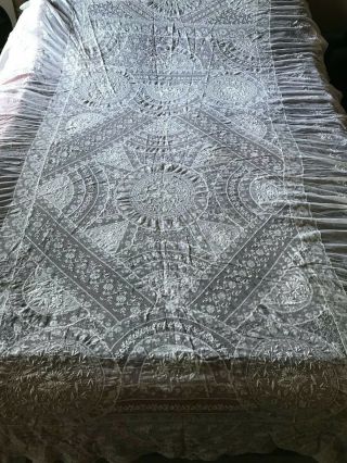RARE ANTIQUE French NORMANDY LACE BEDSPREAD 2,  55m by 1,  70m - Handmade 2