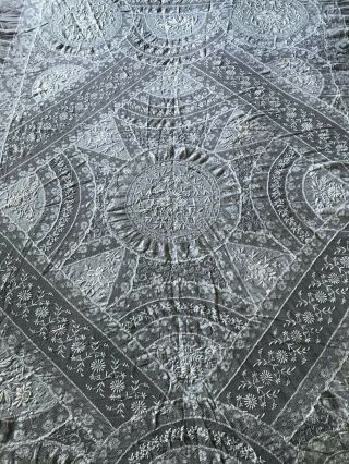 RARE ANTIQUE French NORMANDY LACE BEDSPREAD 2,  55m by 1,  70m - Handmade 3